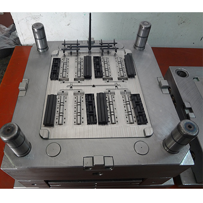 Fuse Holder Plastic Injection Mould