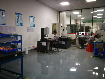 mould-measuring-center.jpg